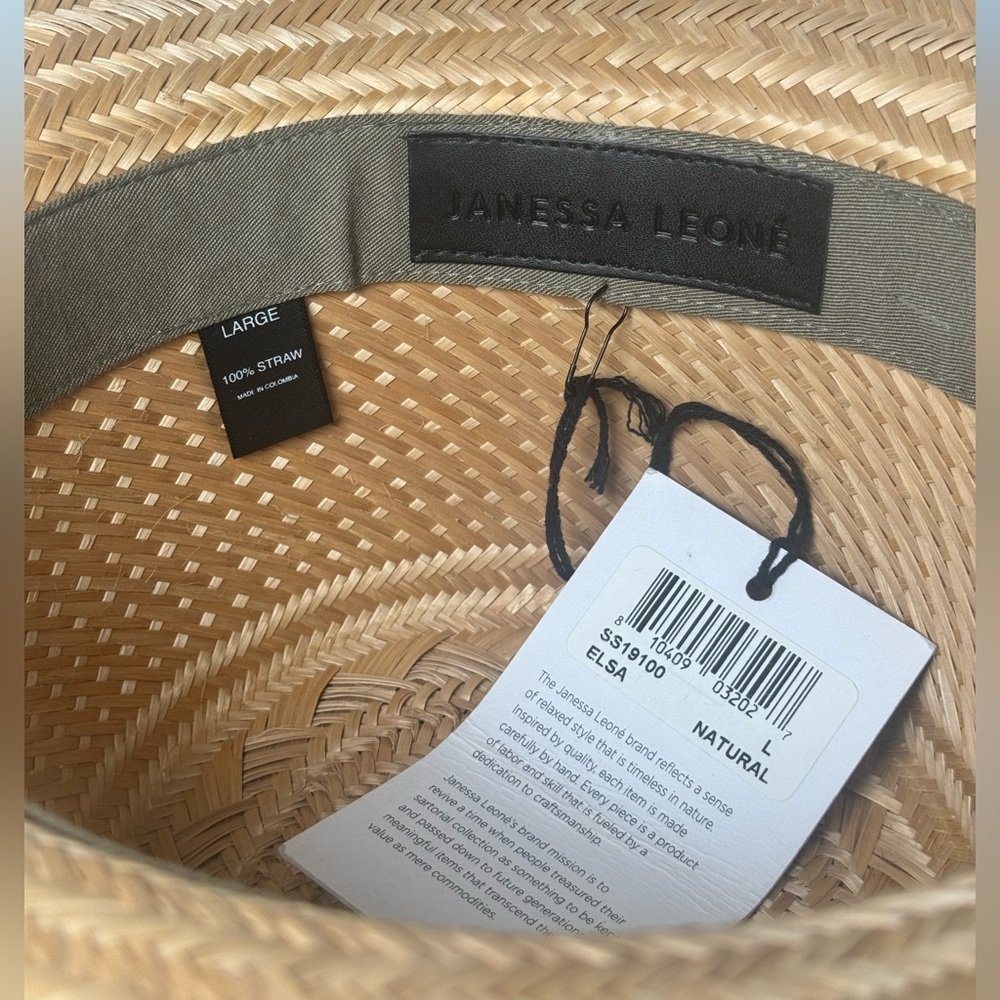 Janessa Leone Elsa Straw Hat Natural Size L NWT $349 Retail - Picture 6 of 6